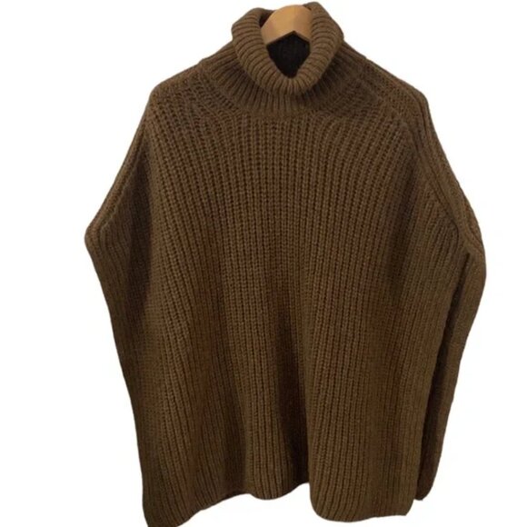 Closed Baby Alpaca Blend Chunky Knit Poncho | Tawny Brown | XS - Picture 4 of 8